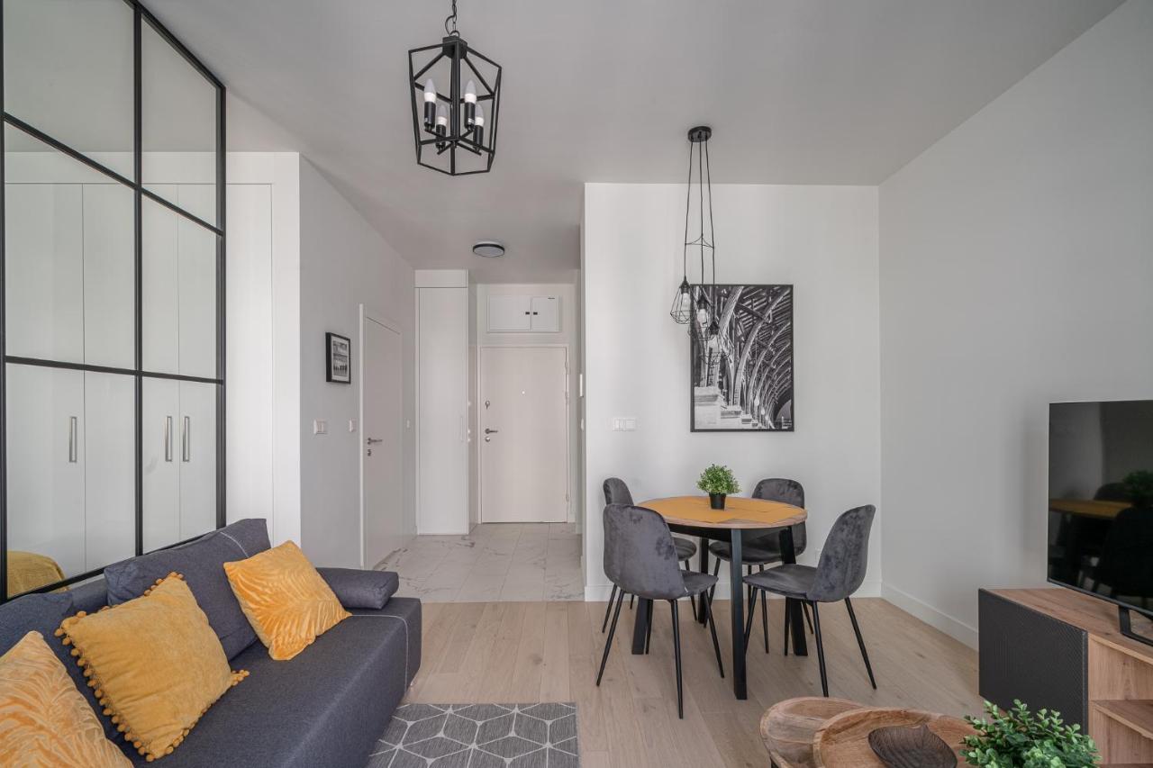 Rentplanet - Apartamenty Mlyn Maria Breslavia Esterno foto