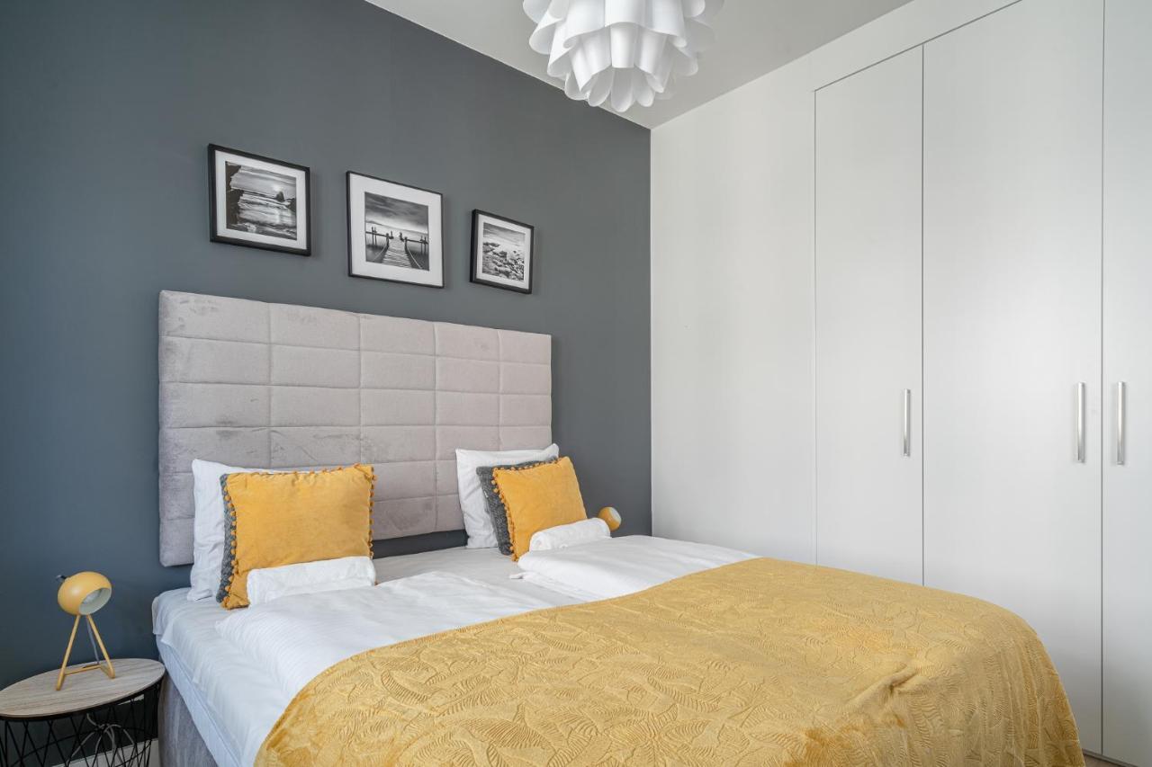 Rentplanet - Apartamenty Mlyn Maria Breslavia Esterno foto