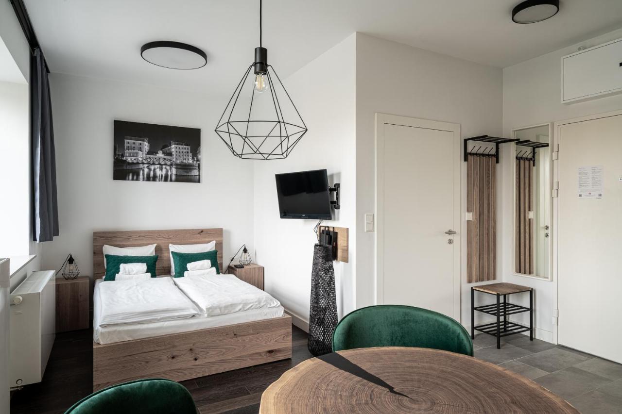 Rentplanet - Apartamenty Mlyn Maria Breslavia Esterno foto