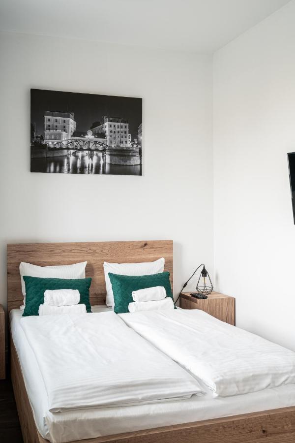 Rentplanet - Apartamenty Mlyn Maria Breslavia Esterno foto